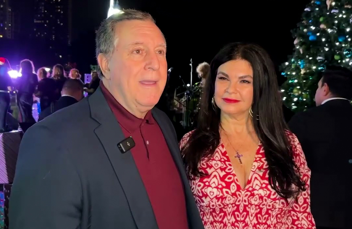 Joe Carollo en evento comunitario